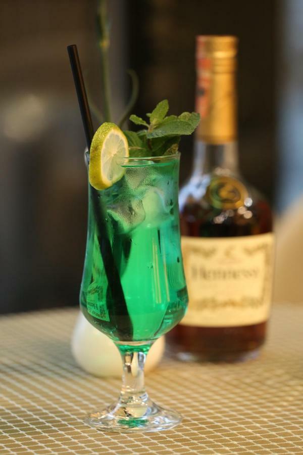 Emerald Boutique Hotel Tiranë Ngoại thất bức ảnh