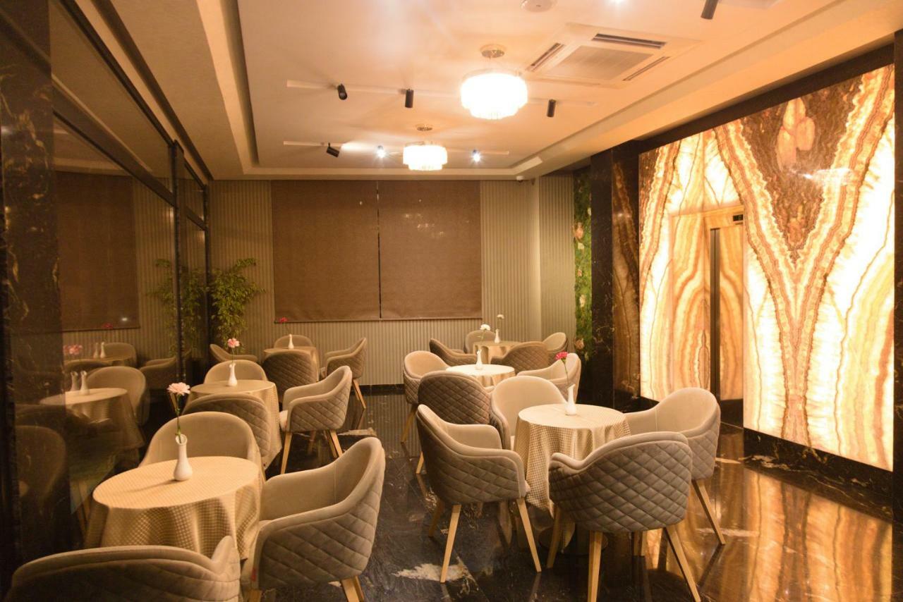 Emerald Boutique Hotel Tiranë Ngoại thất bức ảnh