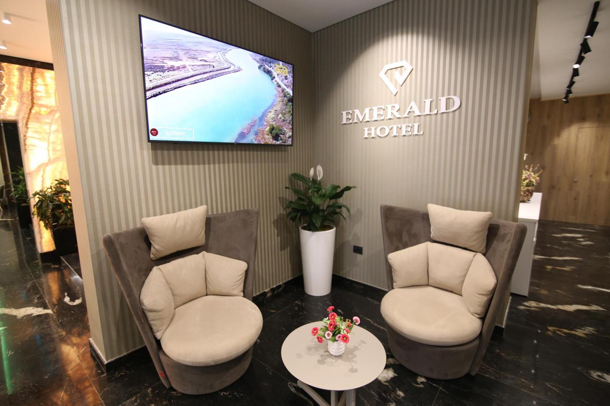 Emerald Boutique Hotel Tiranë Ngoại thất bức ảnh