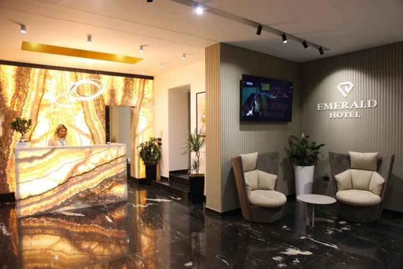Emerald Boutique Hotel Tiranë Ngoại thất bức ảnh